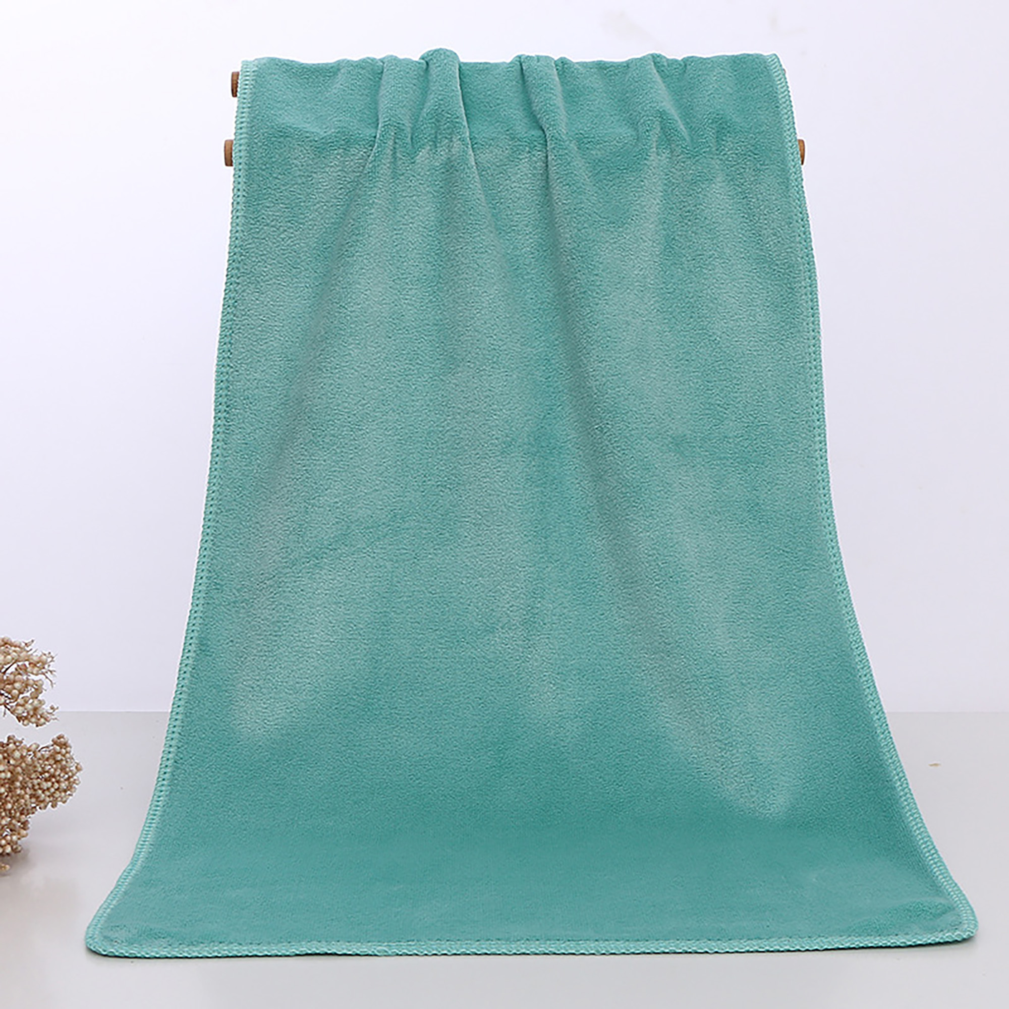 30" x 14" Premium Microfiber Towel for Hair Salons & Spas