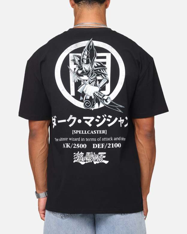 Yu-Gi-Oh! Dark Magician Card Heavyweight T-Shirt Black