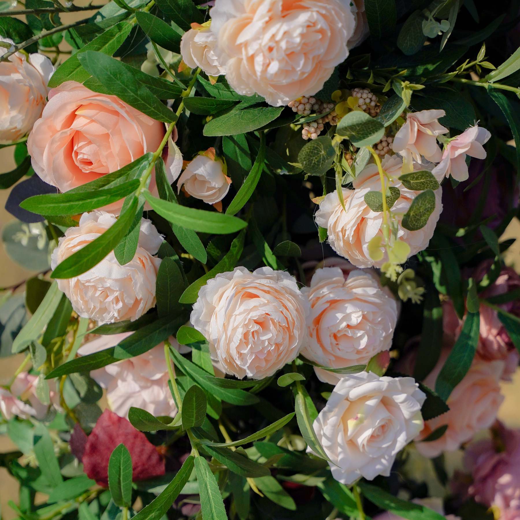 Moet：New Wedding Party Background Floral Arch Decoration