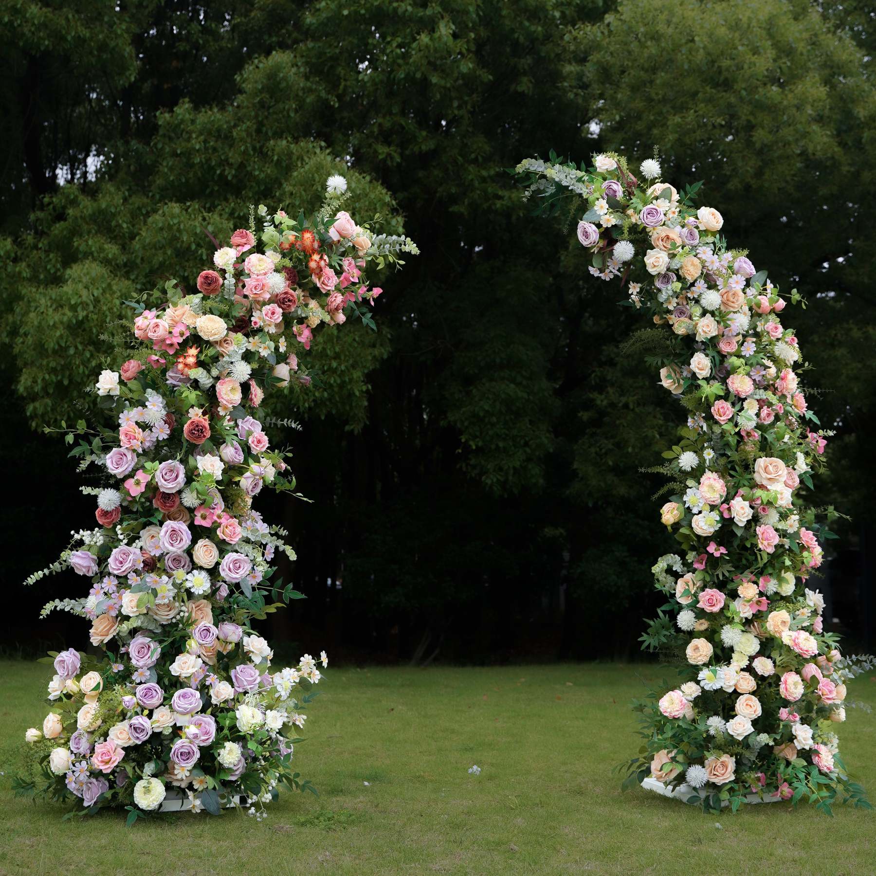 Lia：2025 New Wedding Background Floral Arch
