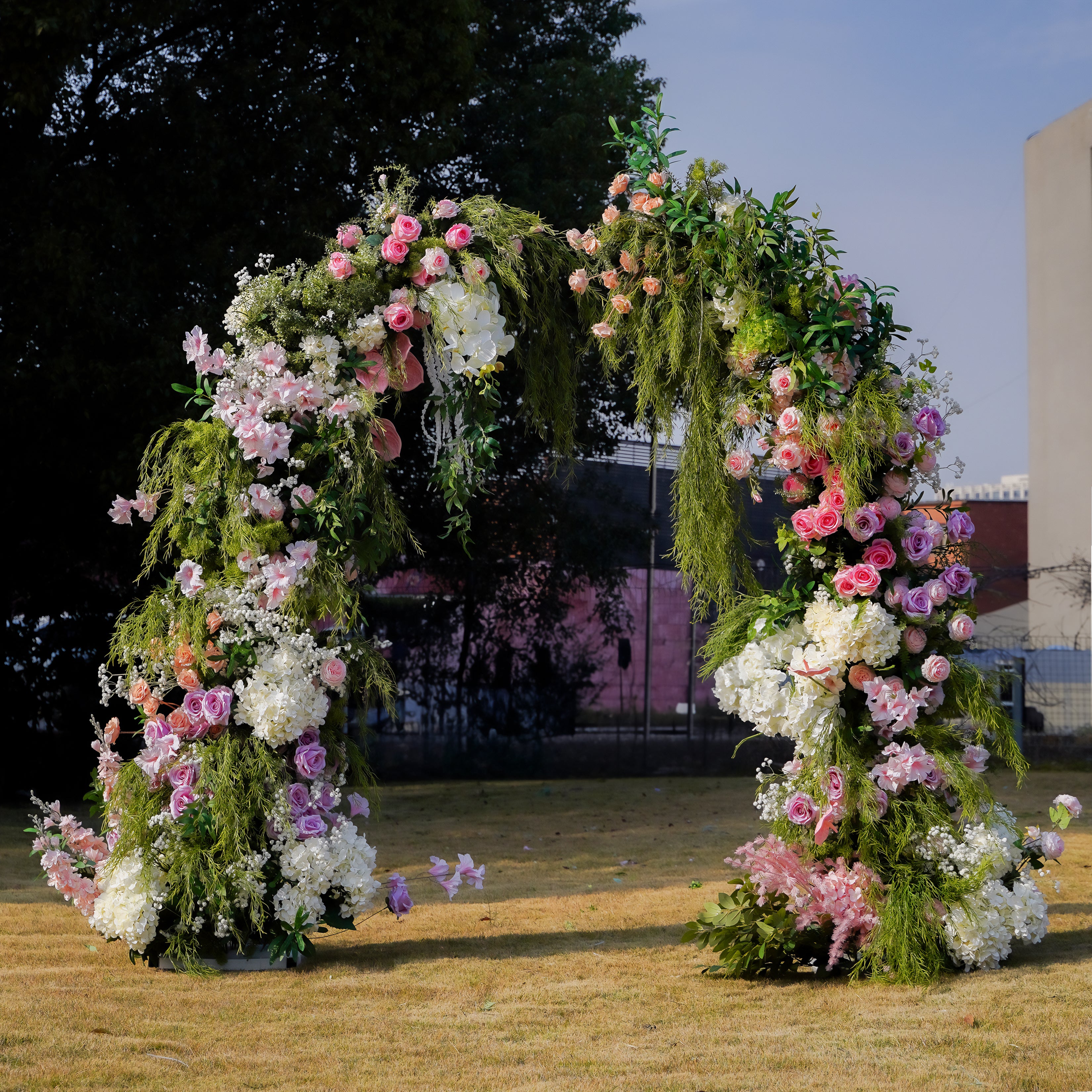 Mabry：Rose Morning Floral Arch Decoration