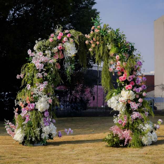 Mabry：Rose Morning Floral Arch Decoration