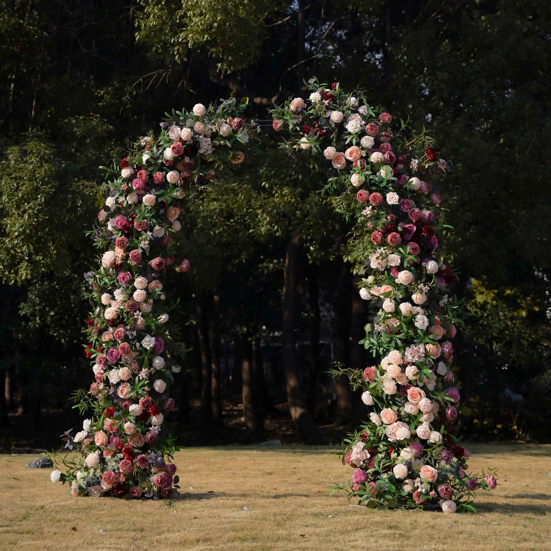 Moet：New Wedding Party Background Floral Arch Decoration