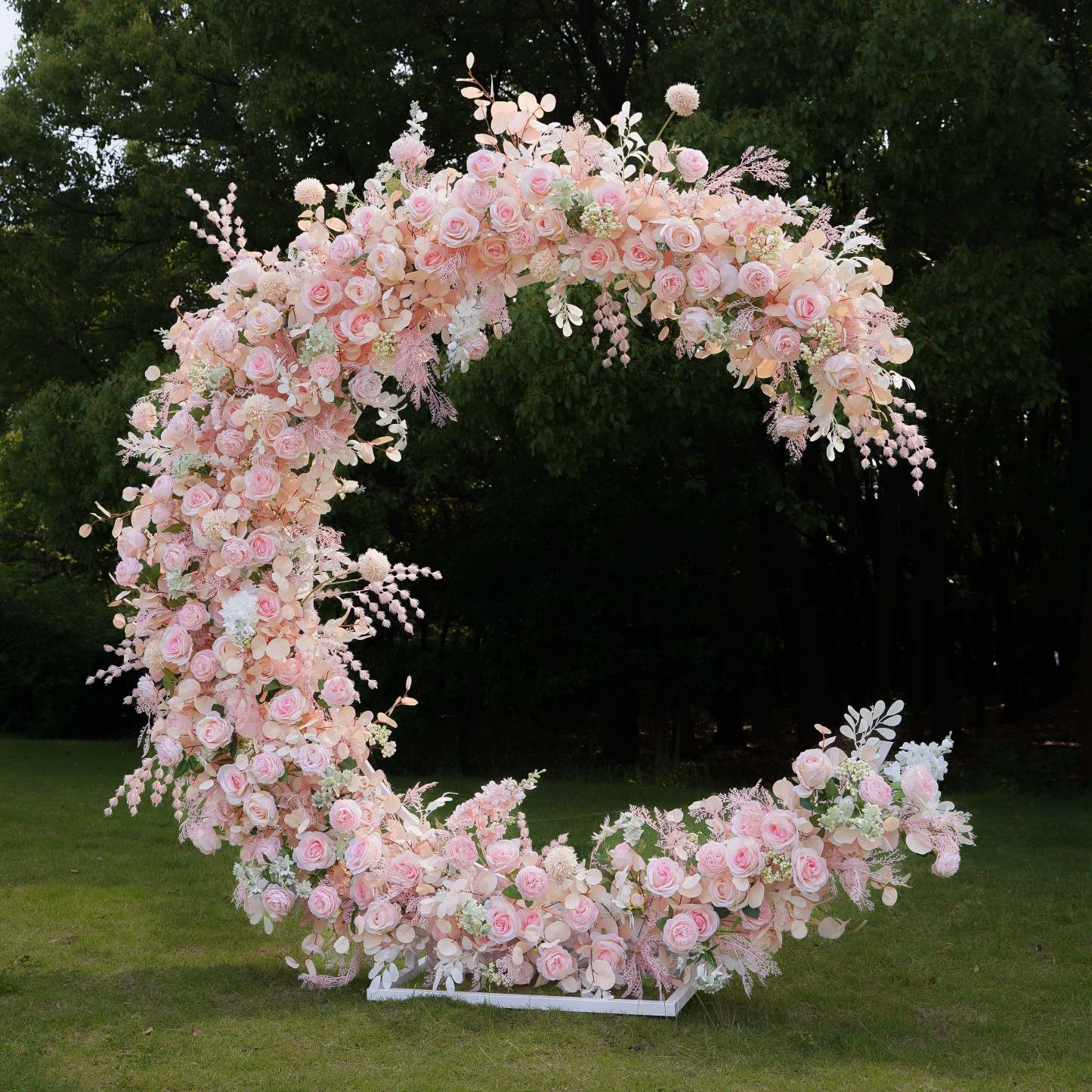 Keira：2025 New Wedding Party Background Floral Arch Decoration