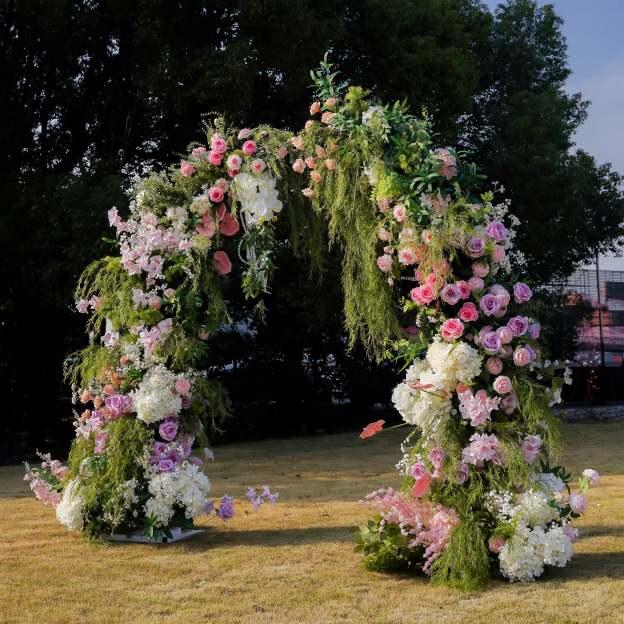Mabry：Rose Morning Floral Arch Decoration