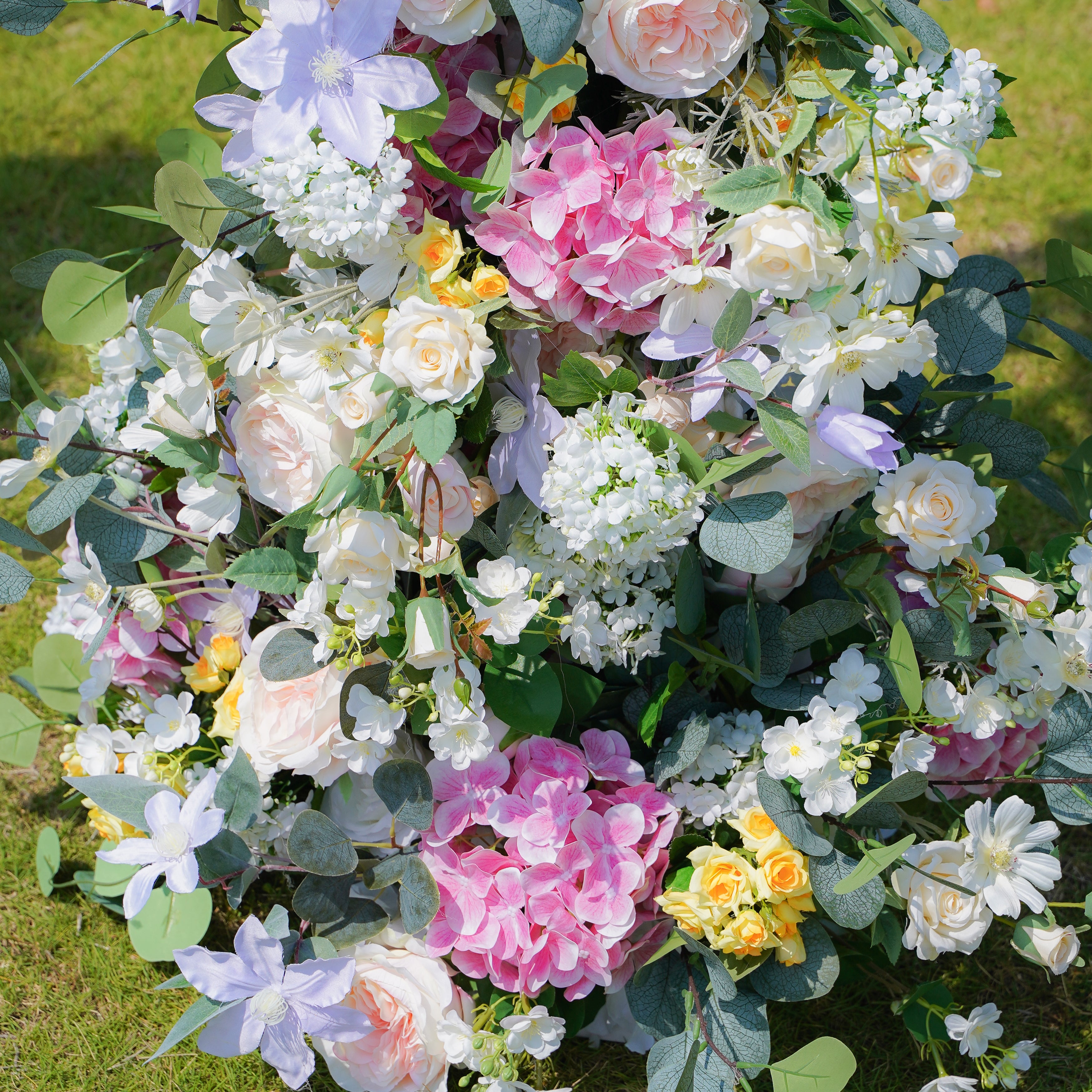 Alexa：Wedding Party Background Floral Arch Decoration