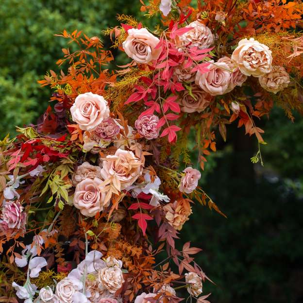 Liam：2025 New Wedding Party Background Floral Arch Decoration