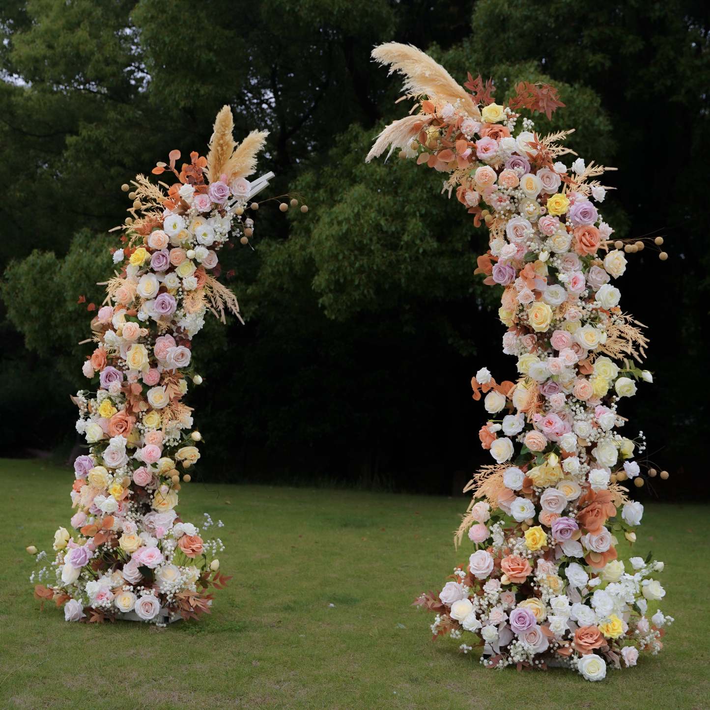 Fanny：Wedding Party Background Floral Arch Decoration