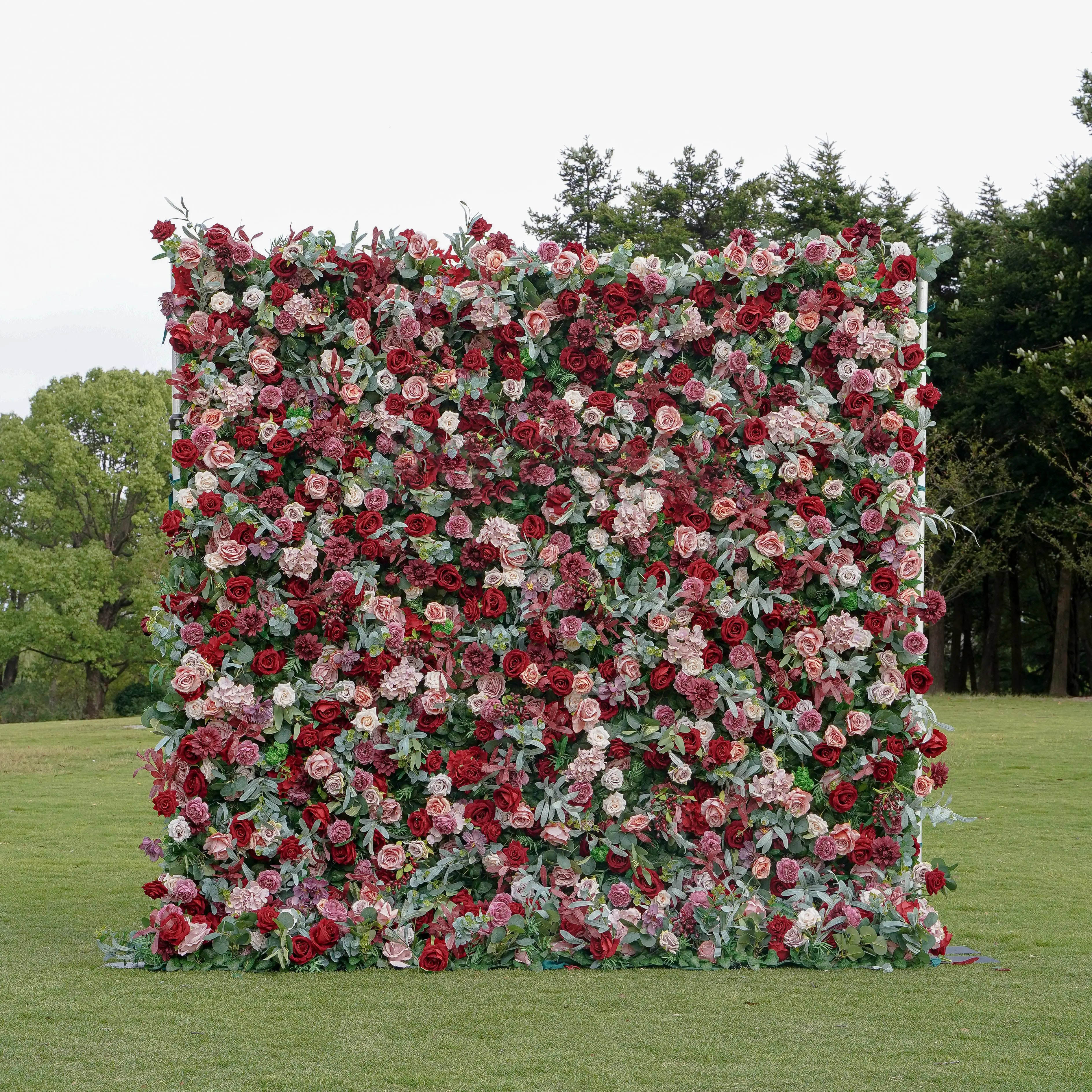 Bri：5D Fabric Artificial rolling up curtain flower wall