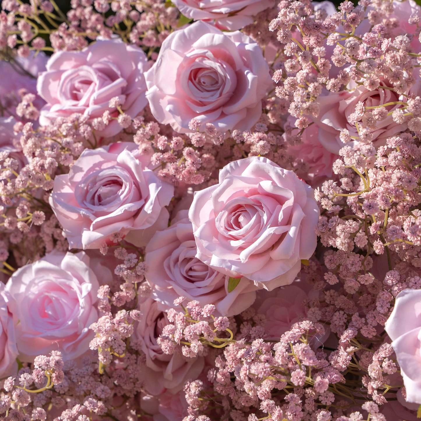 Pink Baby Breath：3D Fabric Artificial rolling up curtain flower wall