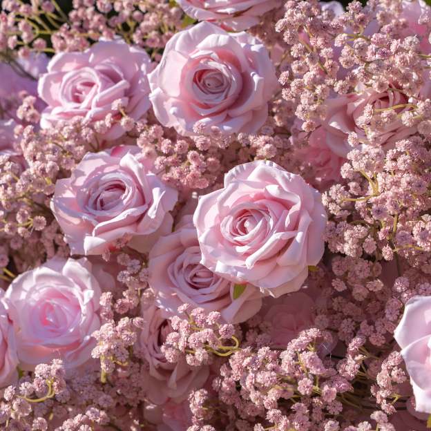 Pink Baby Breath：3D Fabric Artificial rolling up curtain flower wall