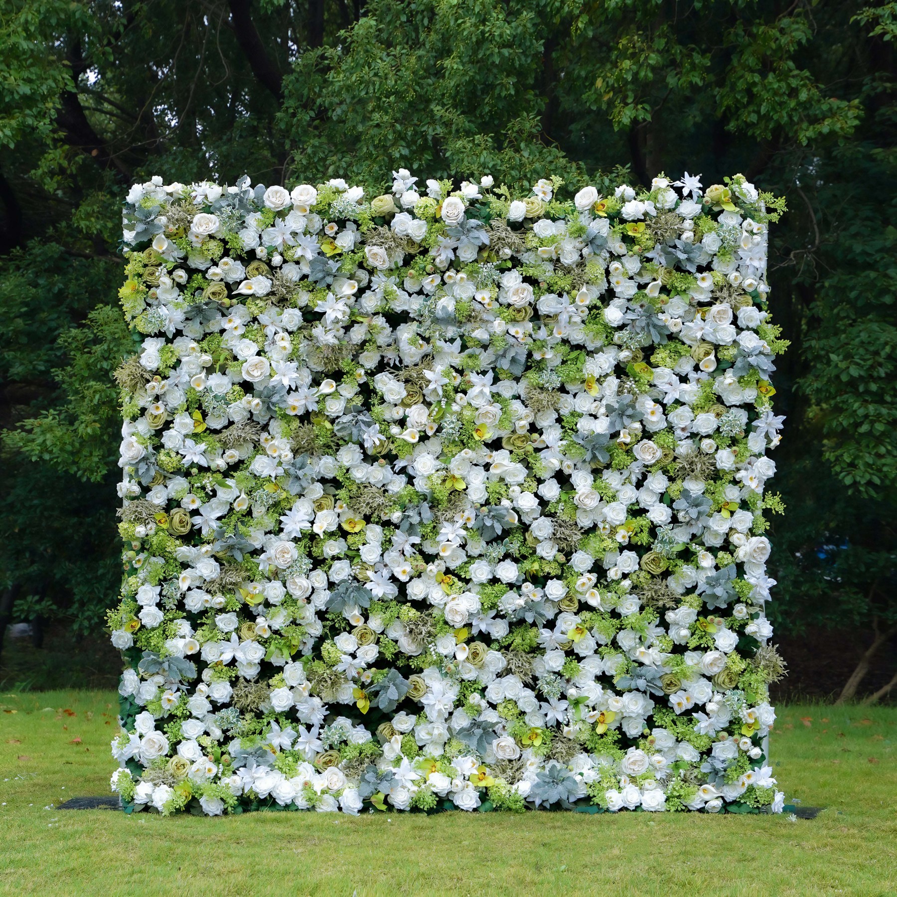 Echo：7D Fabric Artificial rolling up curtain flower wall