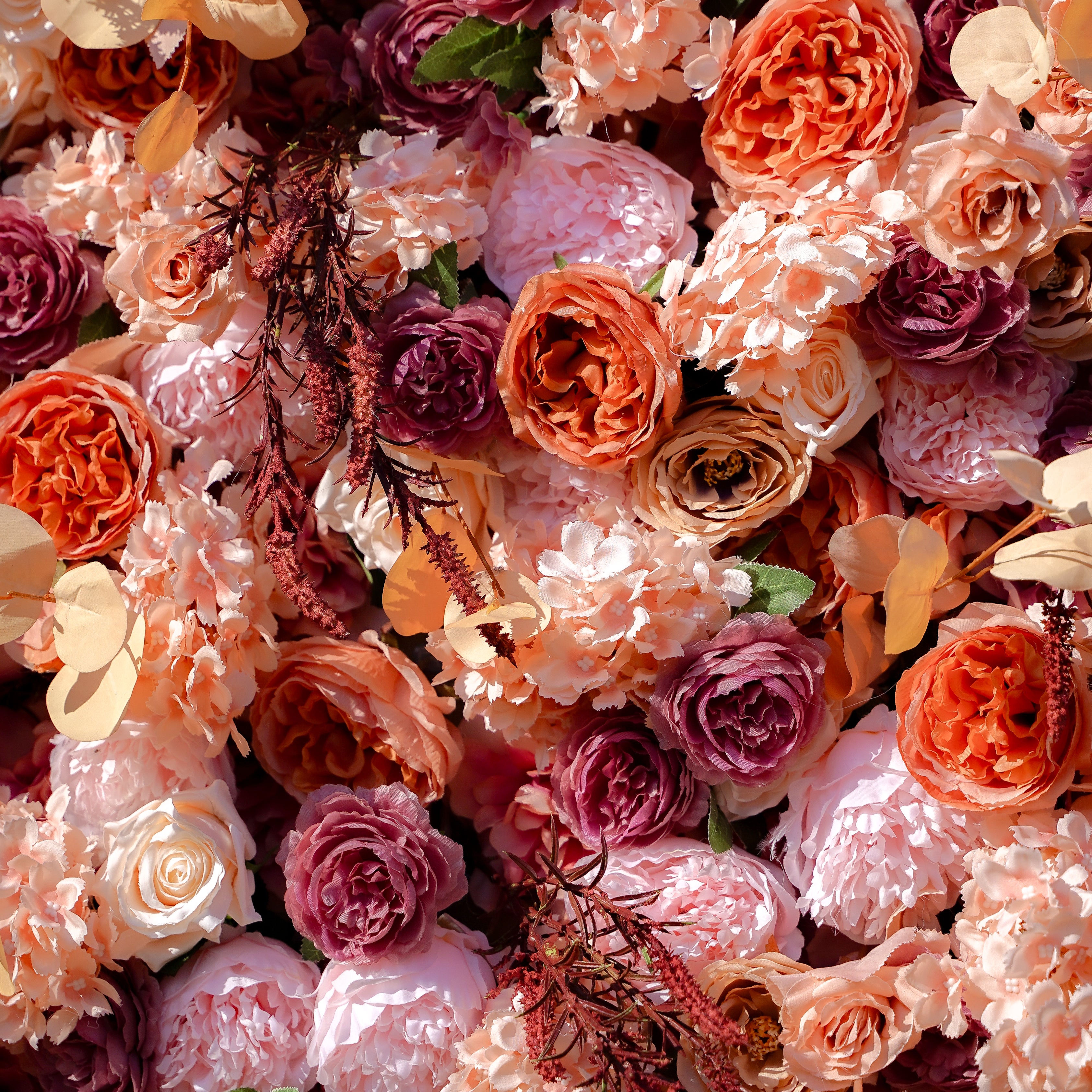 Renata：7D Fabric Artificial rolling up curtain flower wall