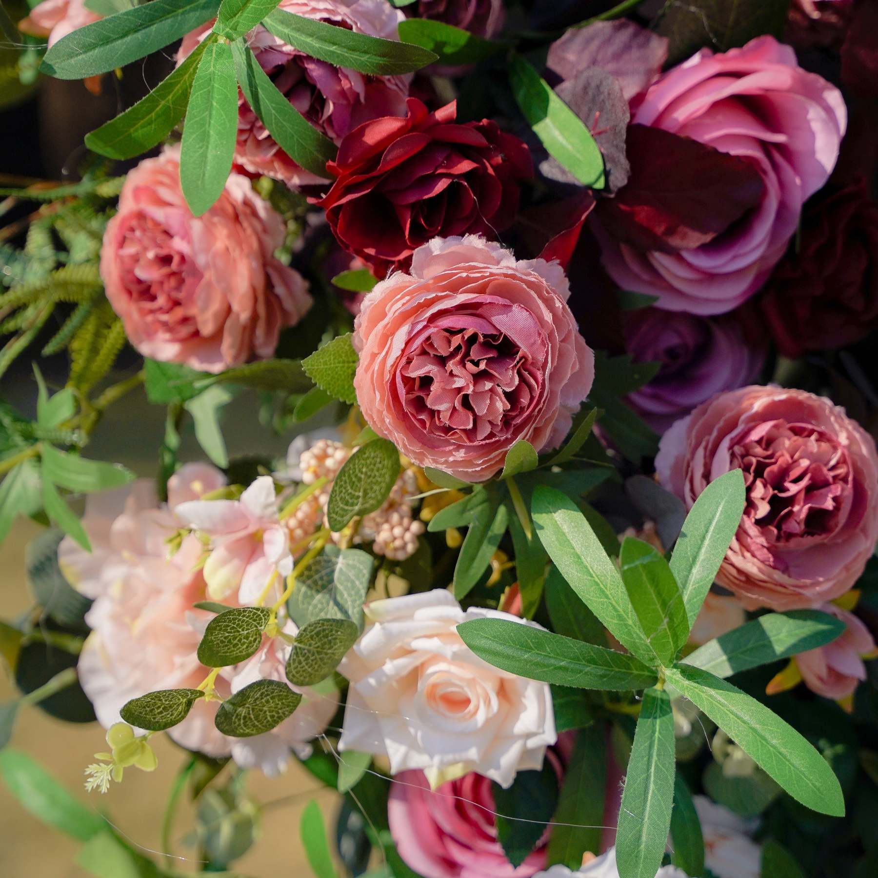 Moet：New Wedding Party Background Floral Arch Decoration