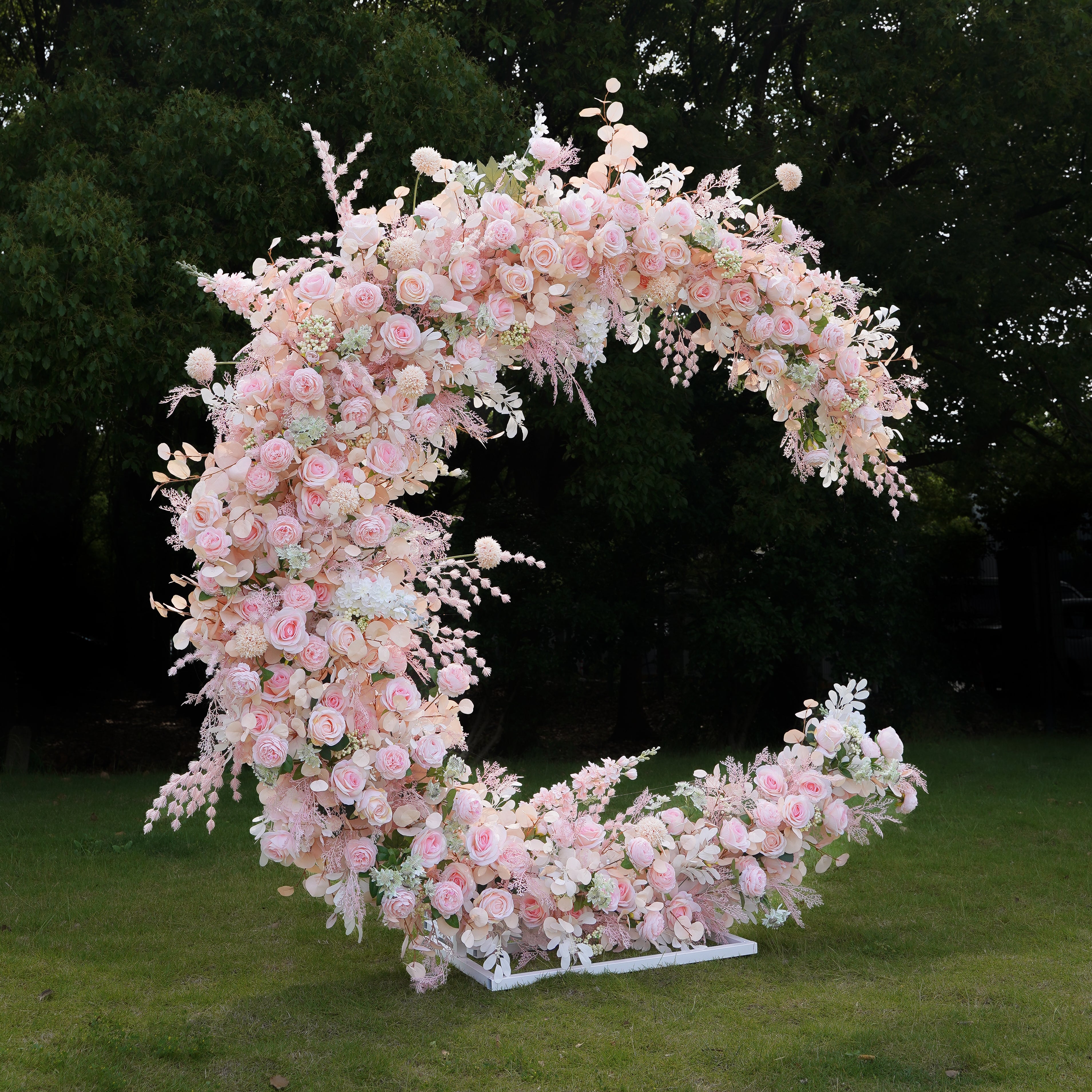 Keira：2025 New Wedding Party Background Floral Arch Decoration