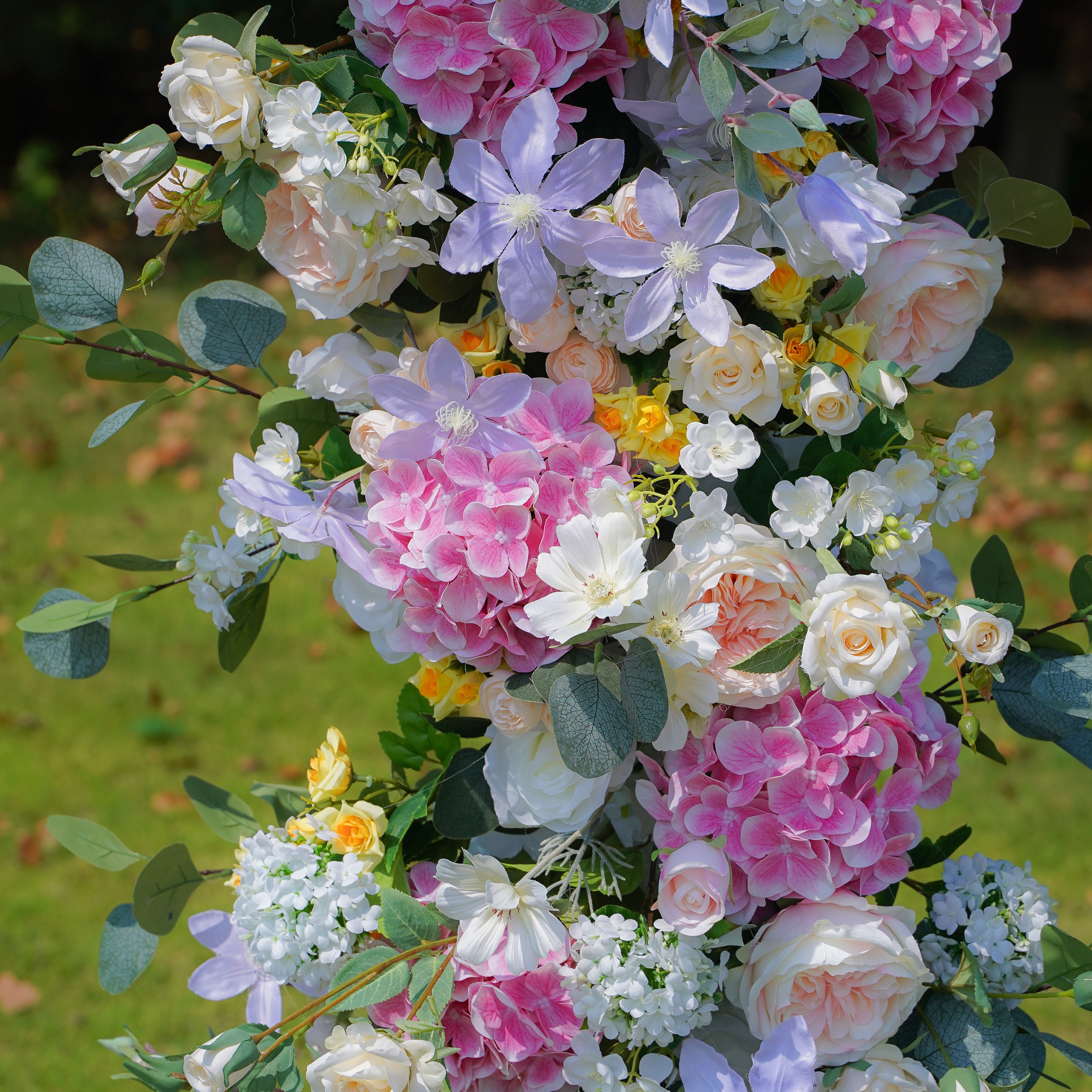 Alexa：Wedding Party Background Floral Arch Decoration