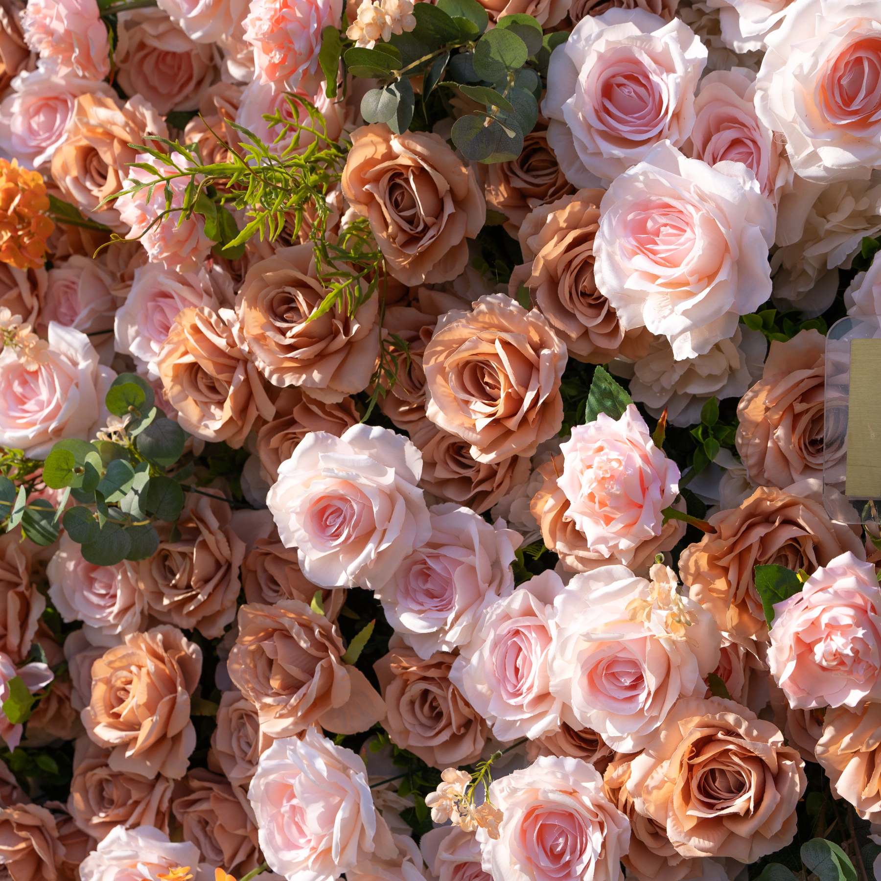 Belen：4D Fabric Artificial rolling up curtain flower wall