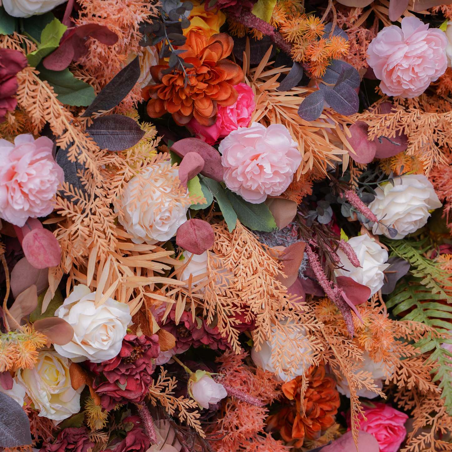 Caramel：7D Fabric Artificial rolling up curtain flower wall