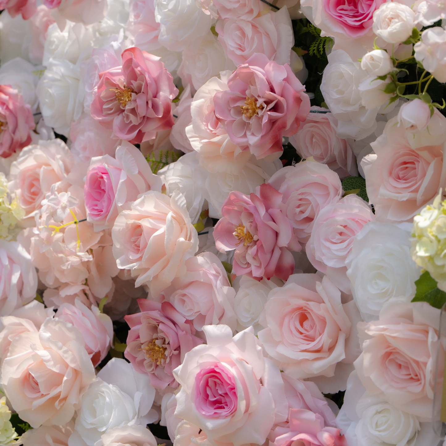 Chelsea：4D Fabric Artificial rolling up curtain flower wall