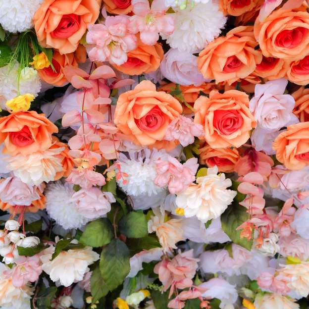 Clara：7D Fabric Artificial Rolling up Curtain Flower Wall