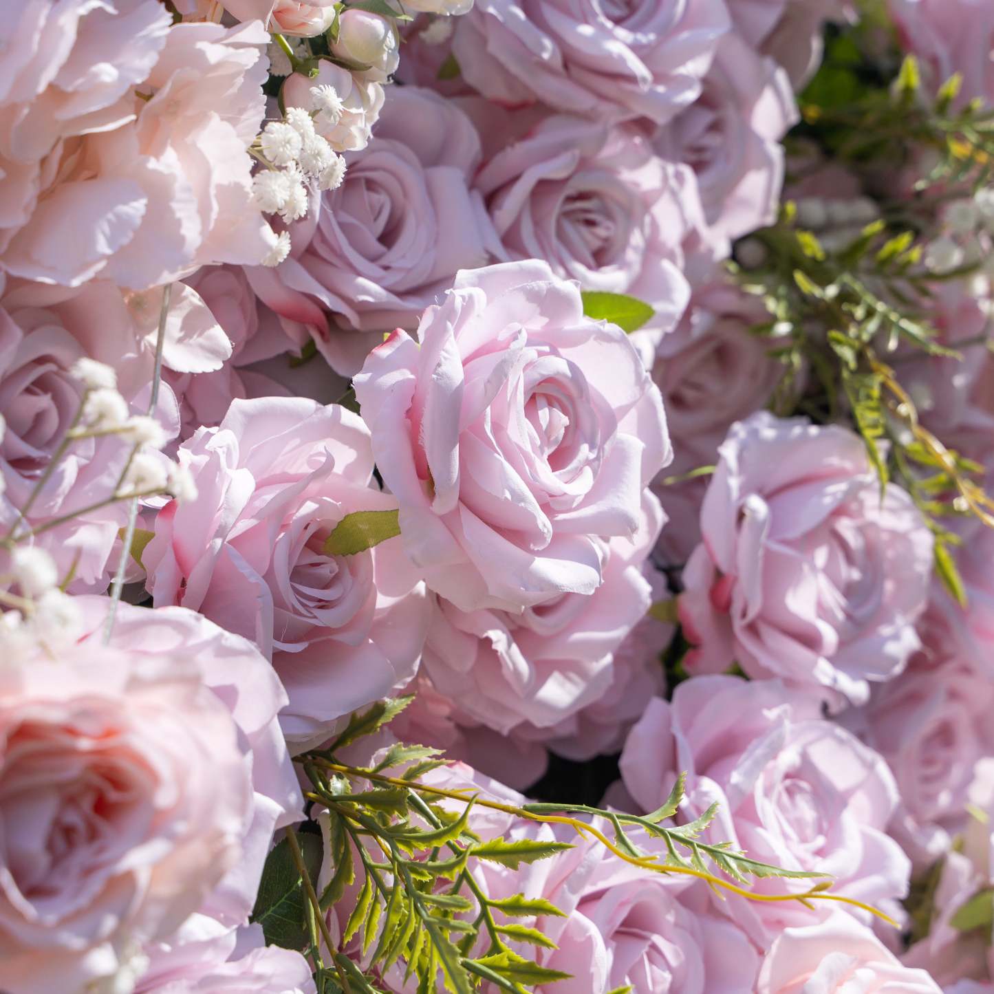 Cori：3D Fabric Artificial rolling up curtain flower wall