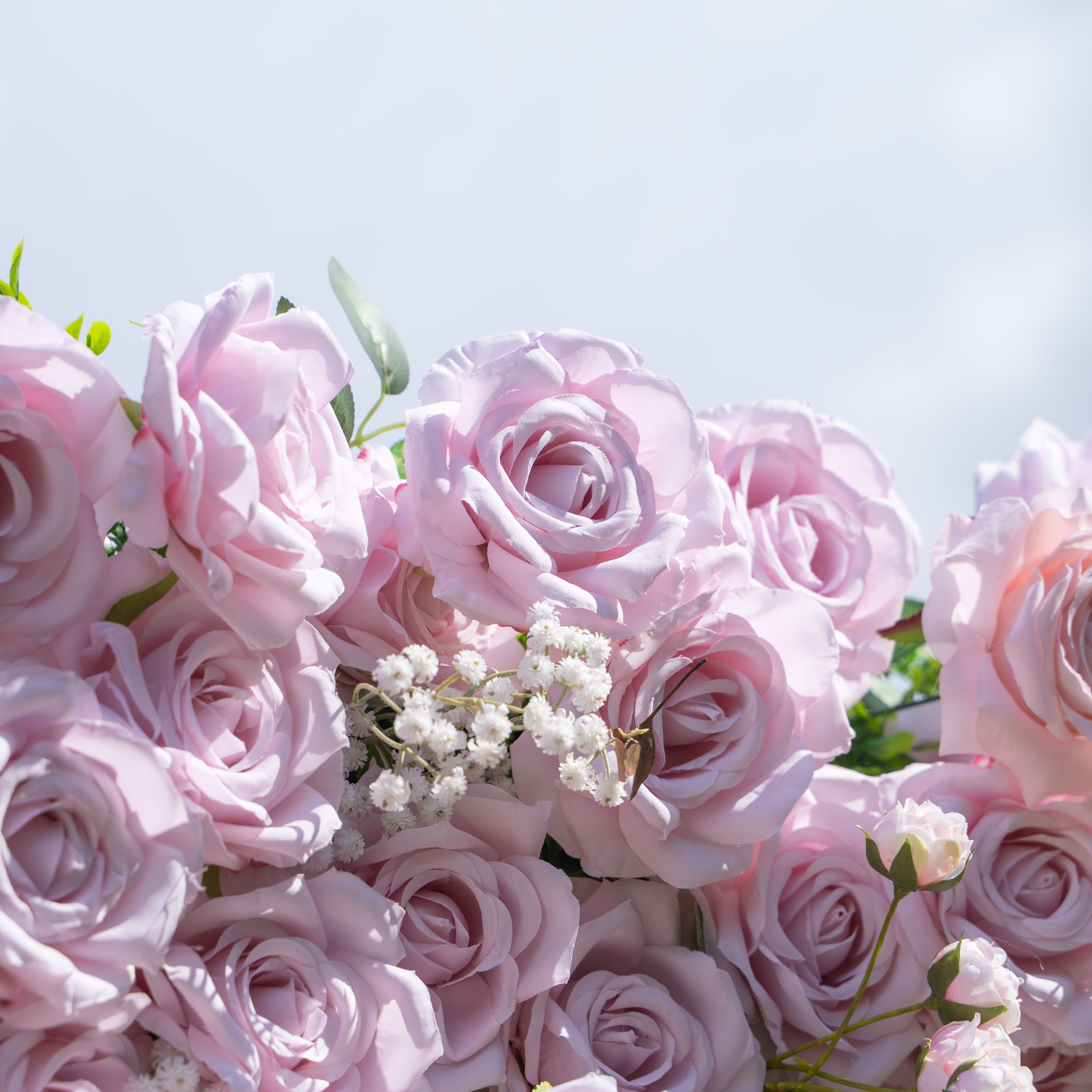 Cori：3D Fabric Artificial rolling up curtain flower wall