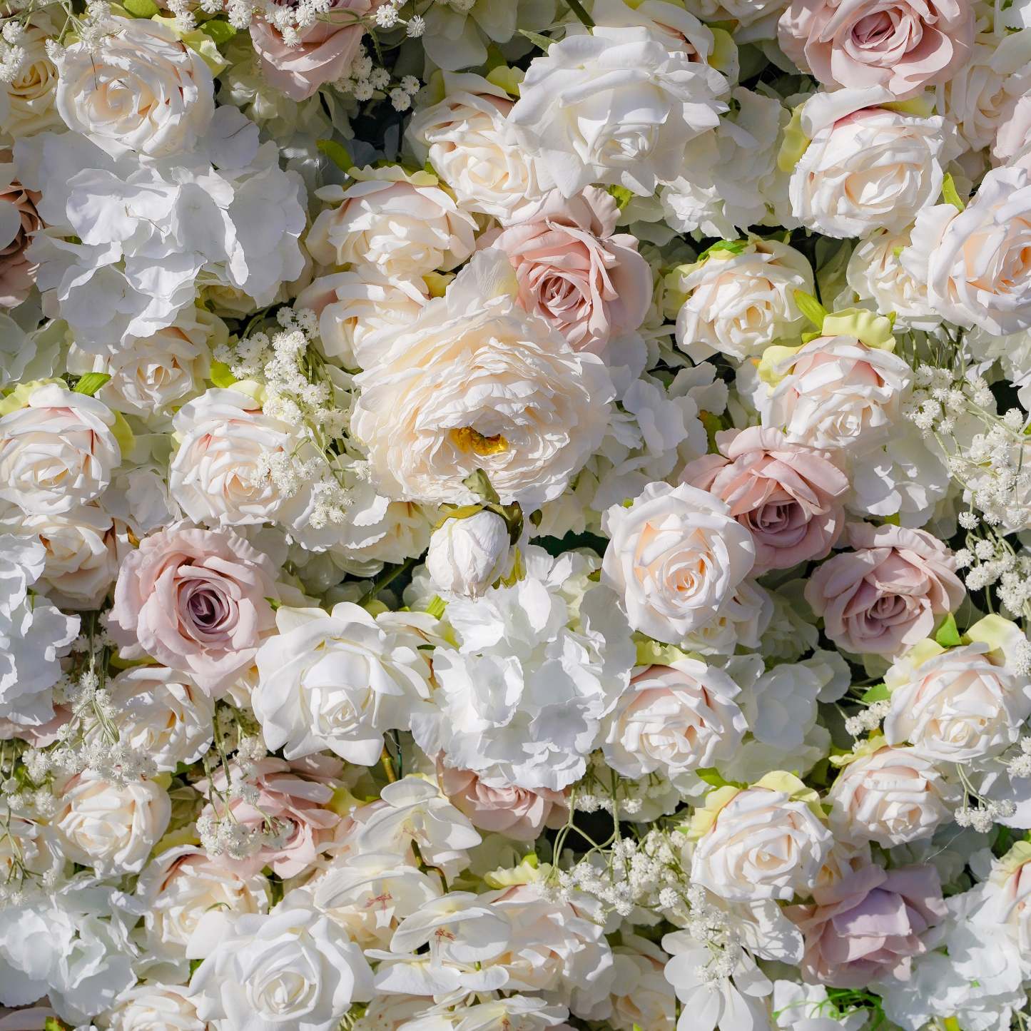 Eluned：5D Fabric Artificial rolling up curtain flower wall