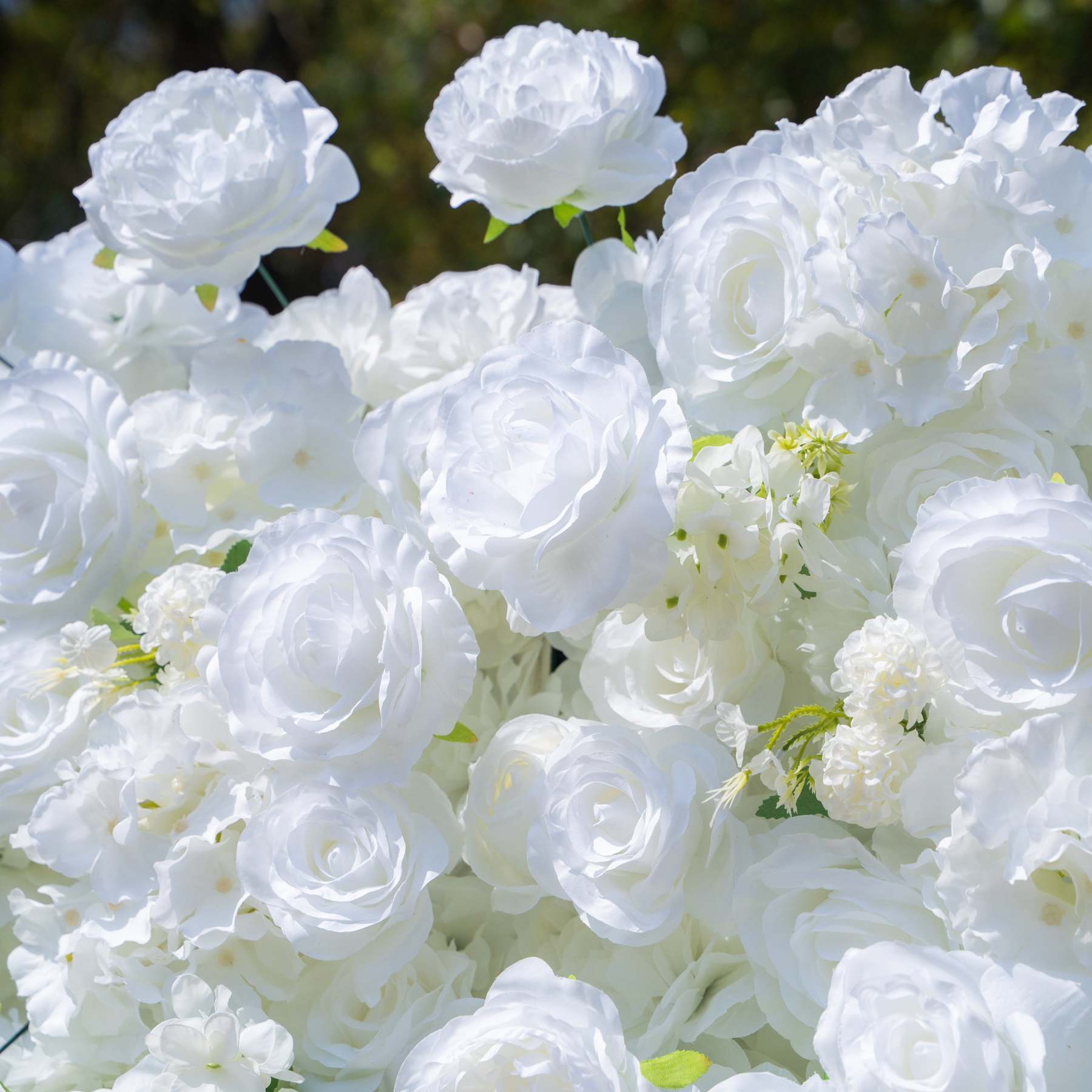 Felicity：5D Fabric Artificial rolling up curtain flower wall