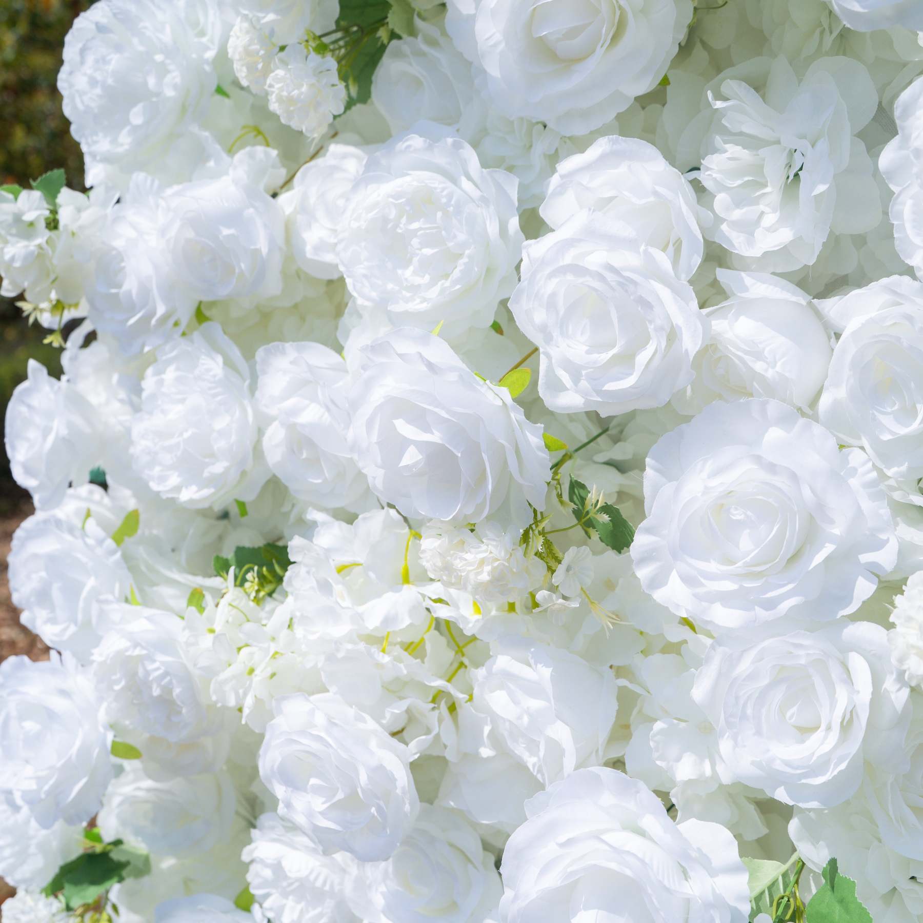 Felicity：5D Fabric Artificial rolling up curtain flower wall