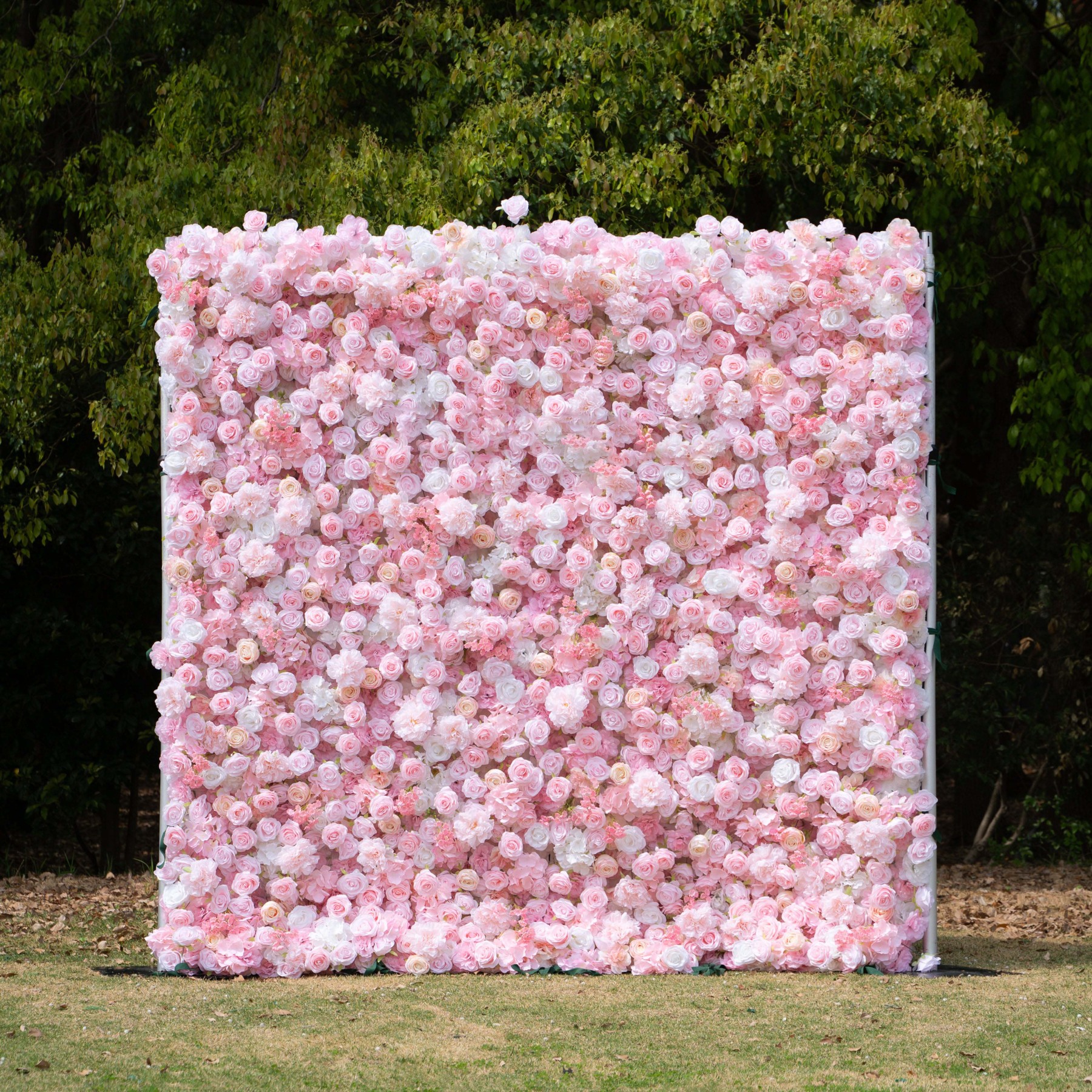 Kissing：5D Fabric Artificial rolling up curtain flower wall