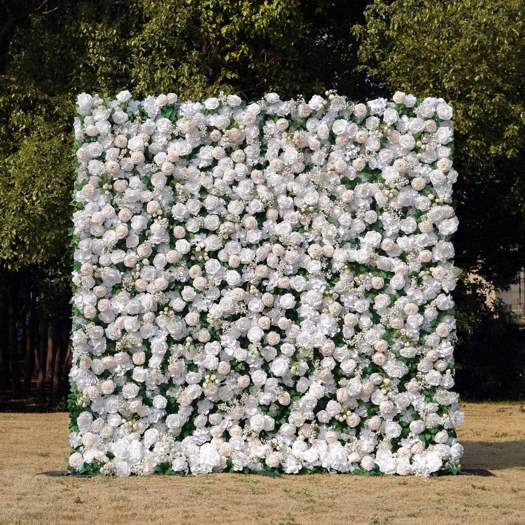 Love：4D Fabric Artificial zip up curtain flower wall