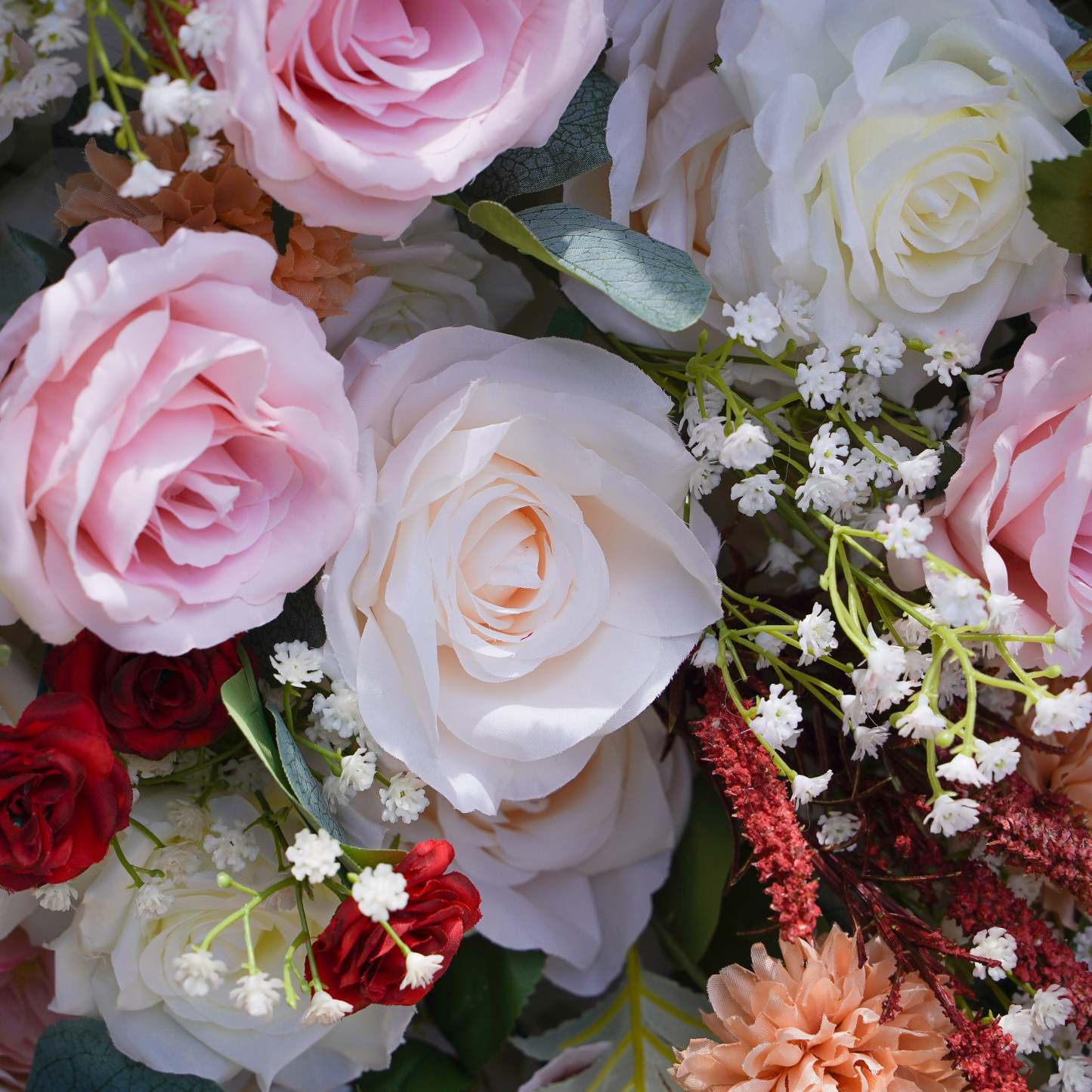 Olive：7D Fabric Artificial rolling up curtain flower wall