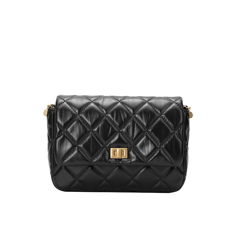  Casual and Carefree Shoulder Handbag