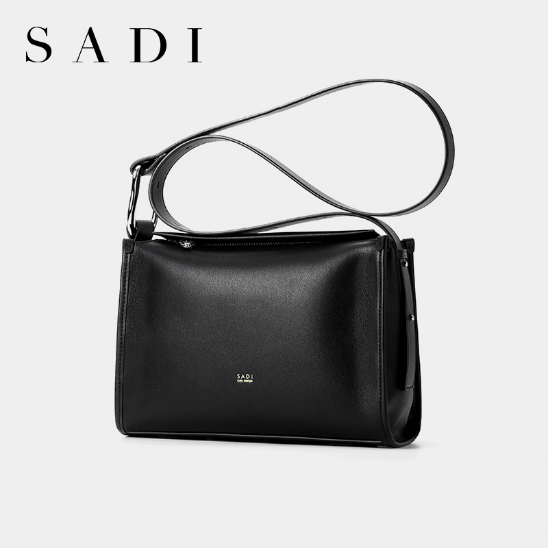  Versatile, stylish, classic, and slightly mature Hong Kong-style shoulder crossbody bag