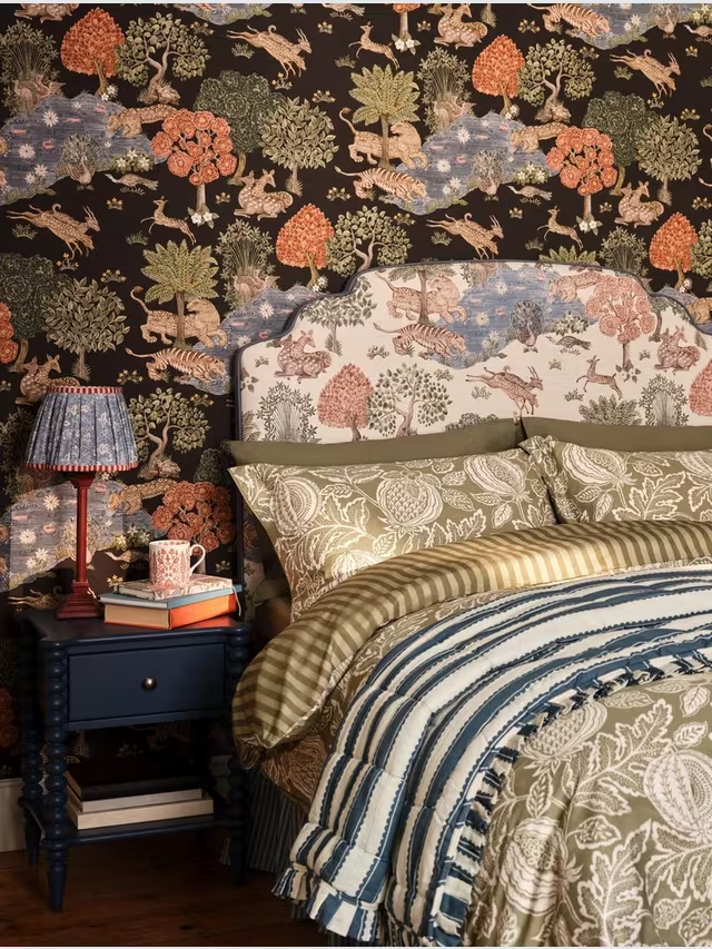 Pinetum Quilted Frilled Bedspread, Blue