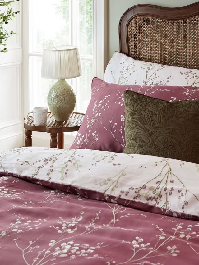Pussy Willow Reversible Duvet Cover Set