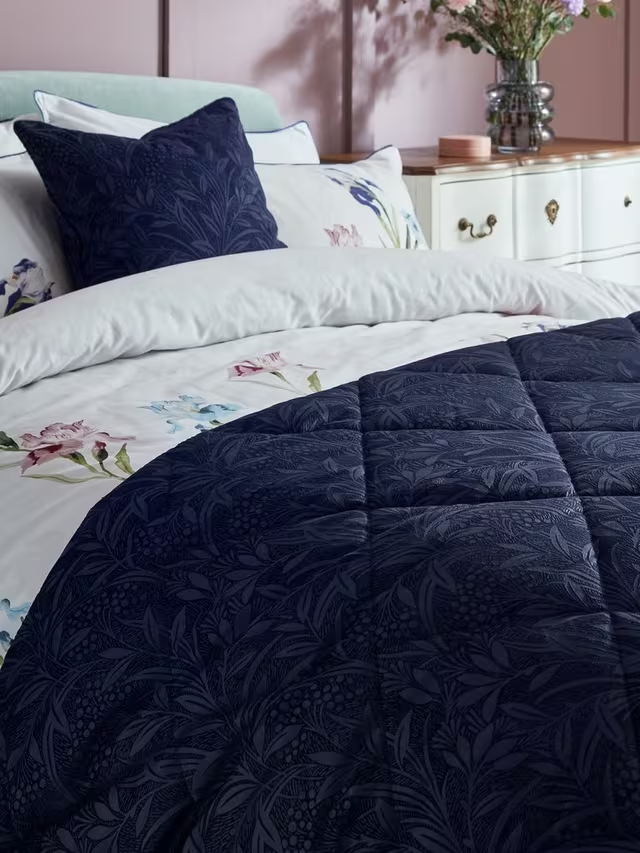 Barley Quilted Bedspread, Navy