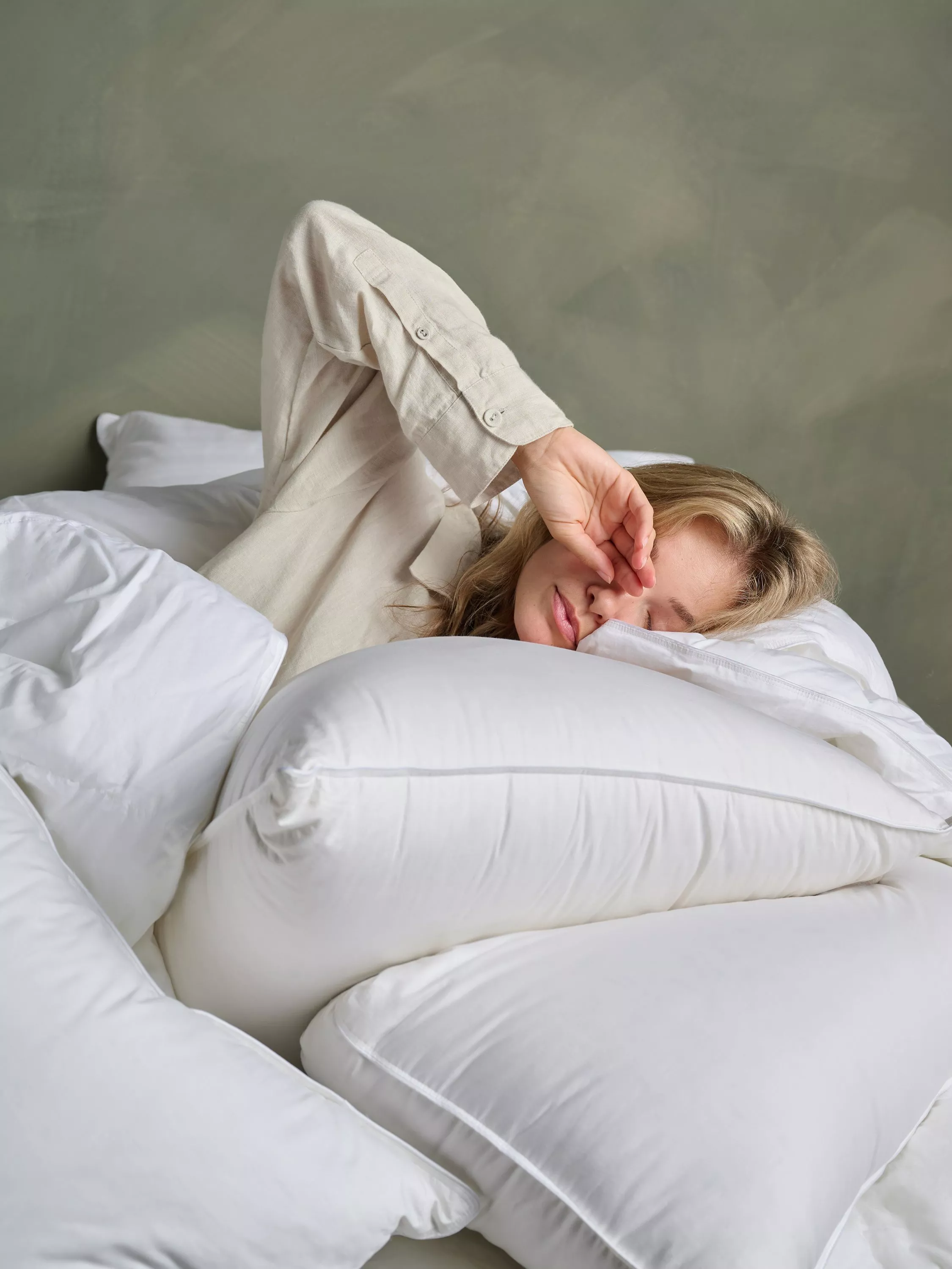 Feather & Down Kingsize Pillow, Soft