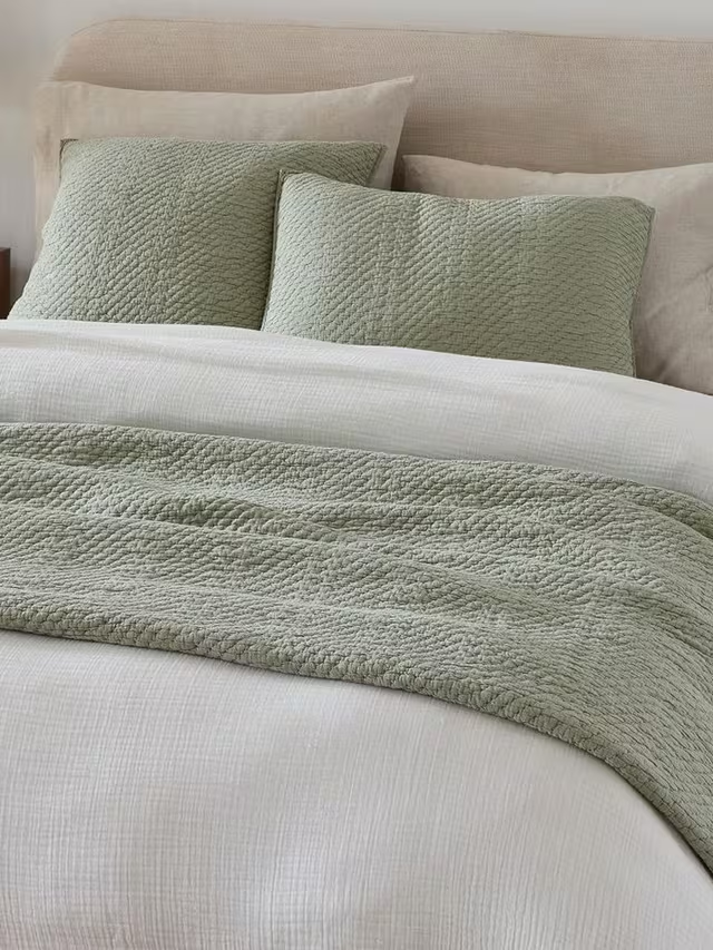 Reflections Cotton Matelasse Bedspread, Super King, Light Green