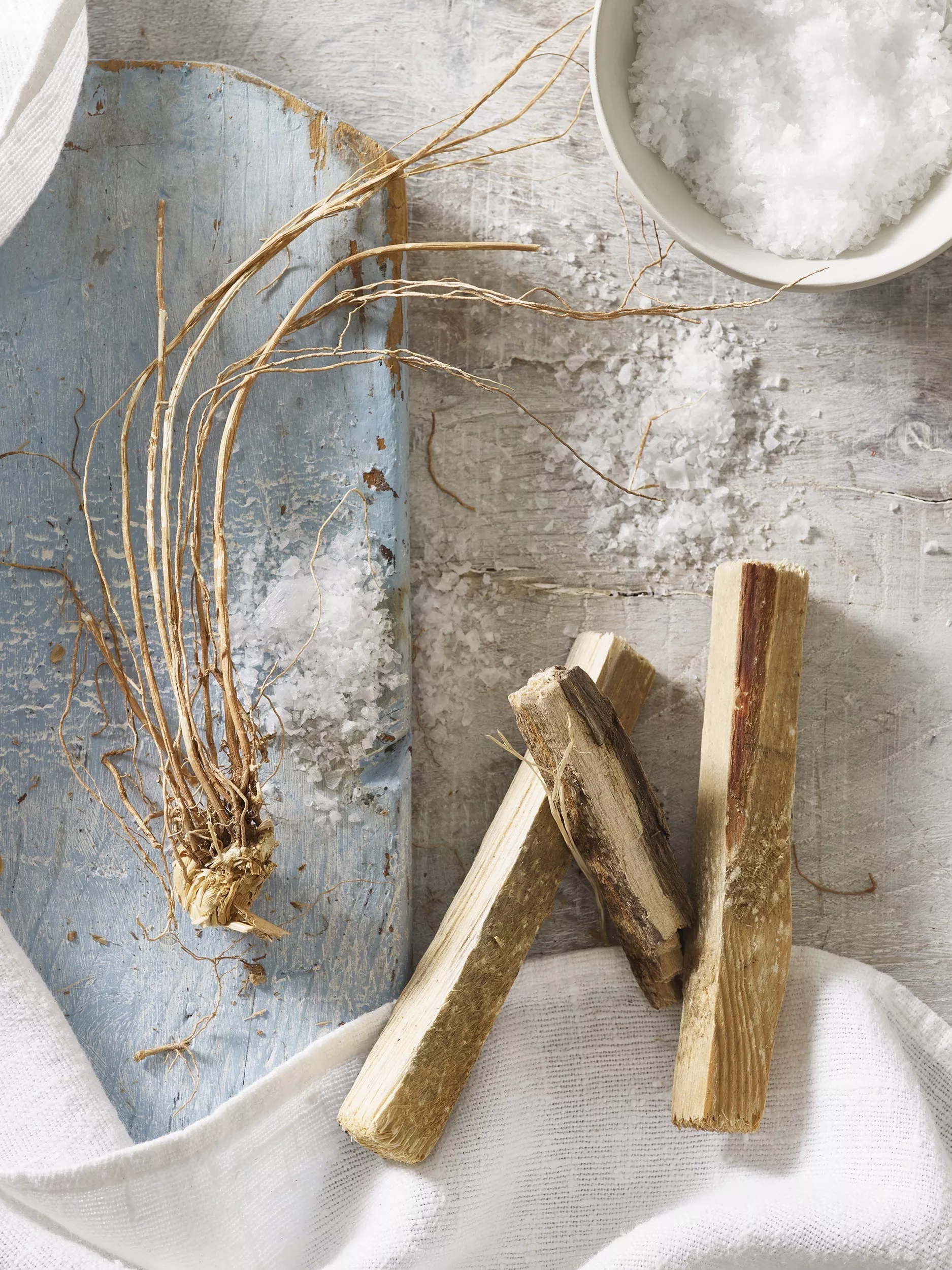 Sea Salt 3 Wick Scented Candle, 770g