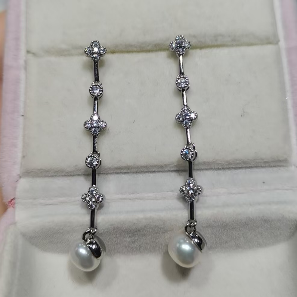 SP055 5-7mm Nature Fresh Water Pearl Earrings