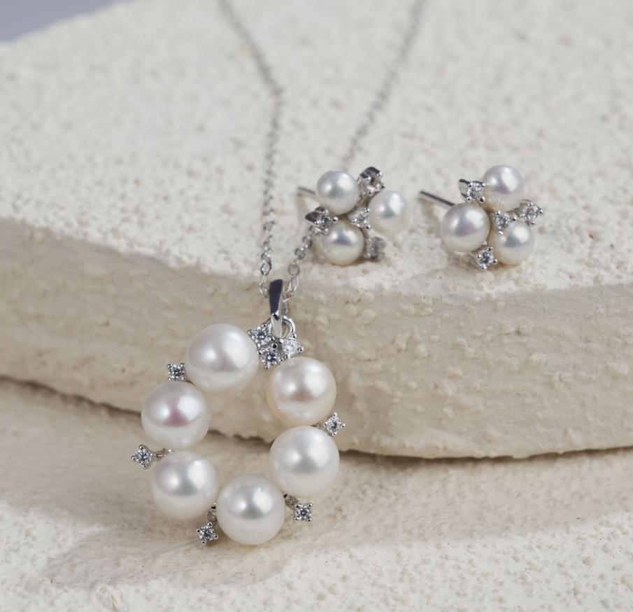 YTK145 5-6mm Pearl Earrings and Pendant set fresh water pearls