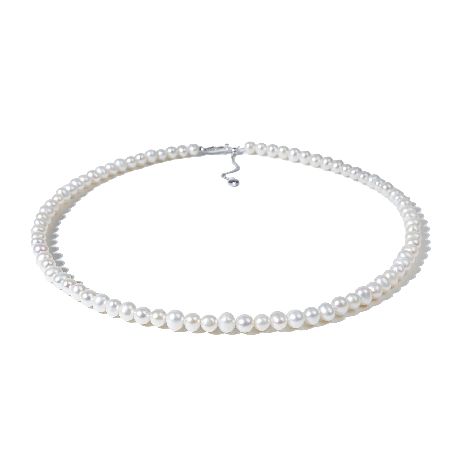 A027 pearl strand necklace