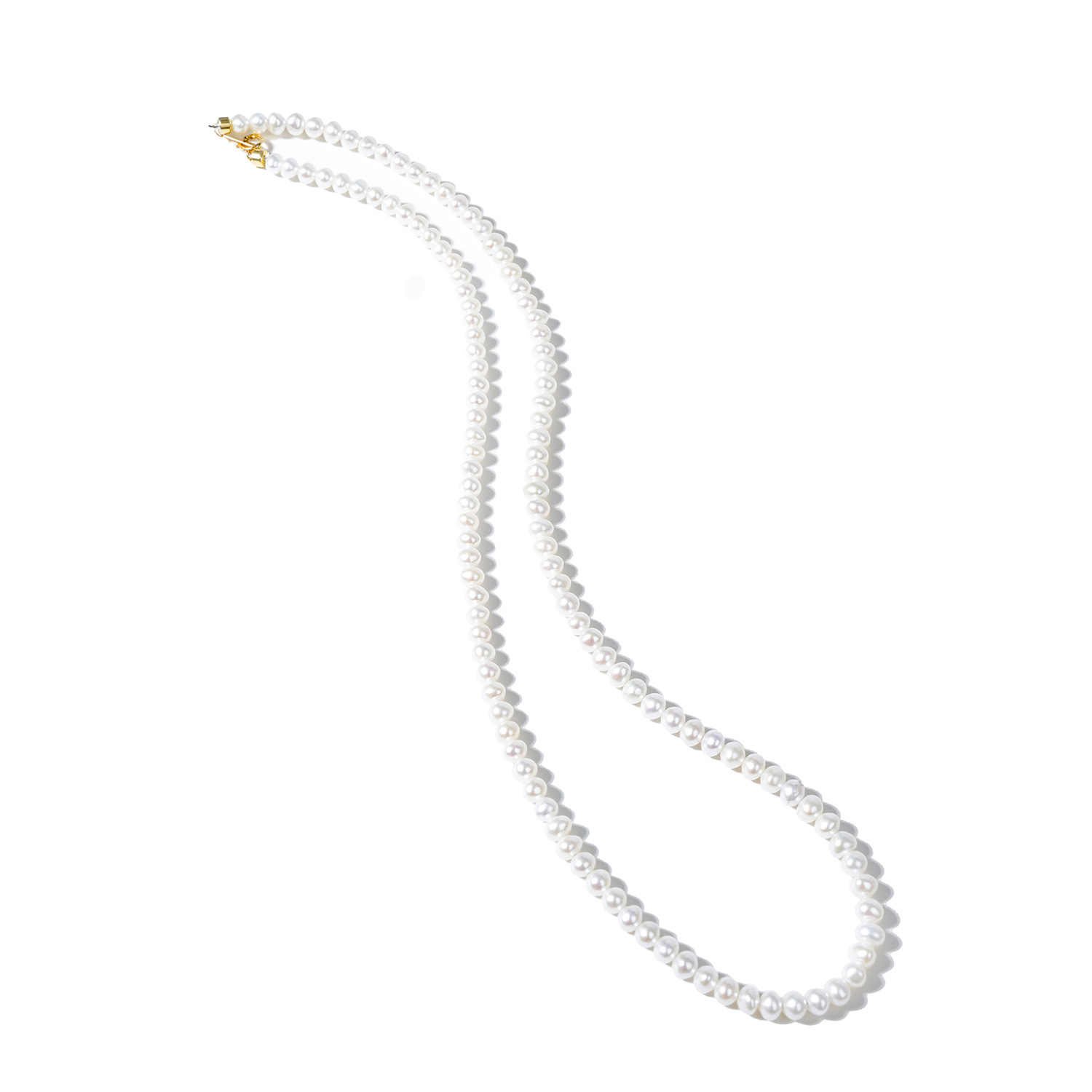 A037 pearl strand necklace