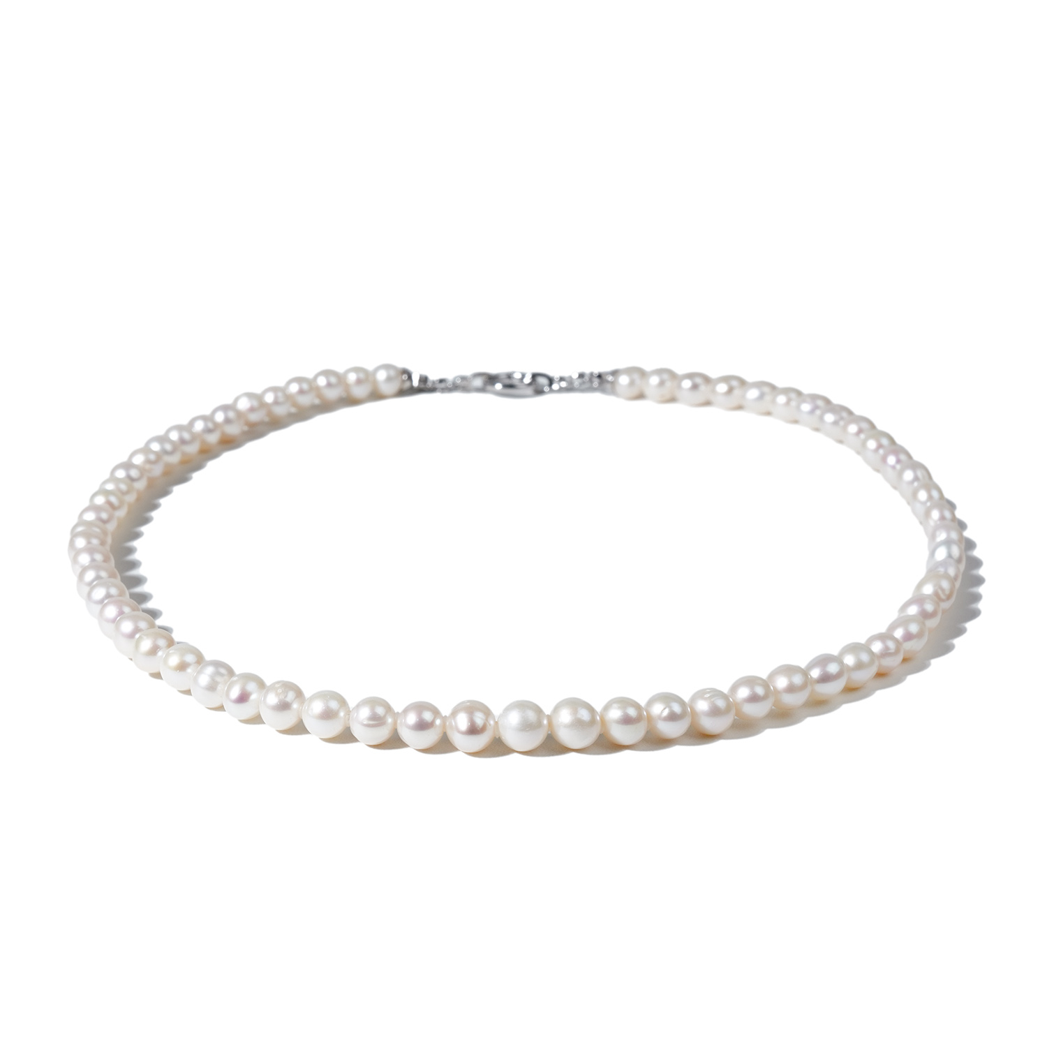 A547 pearl strand necklace