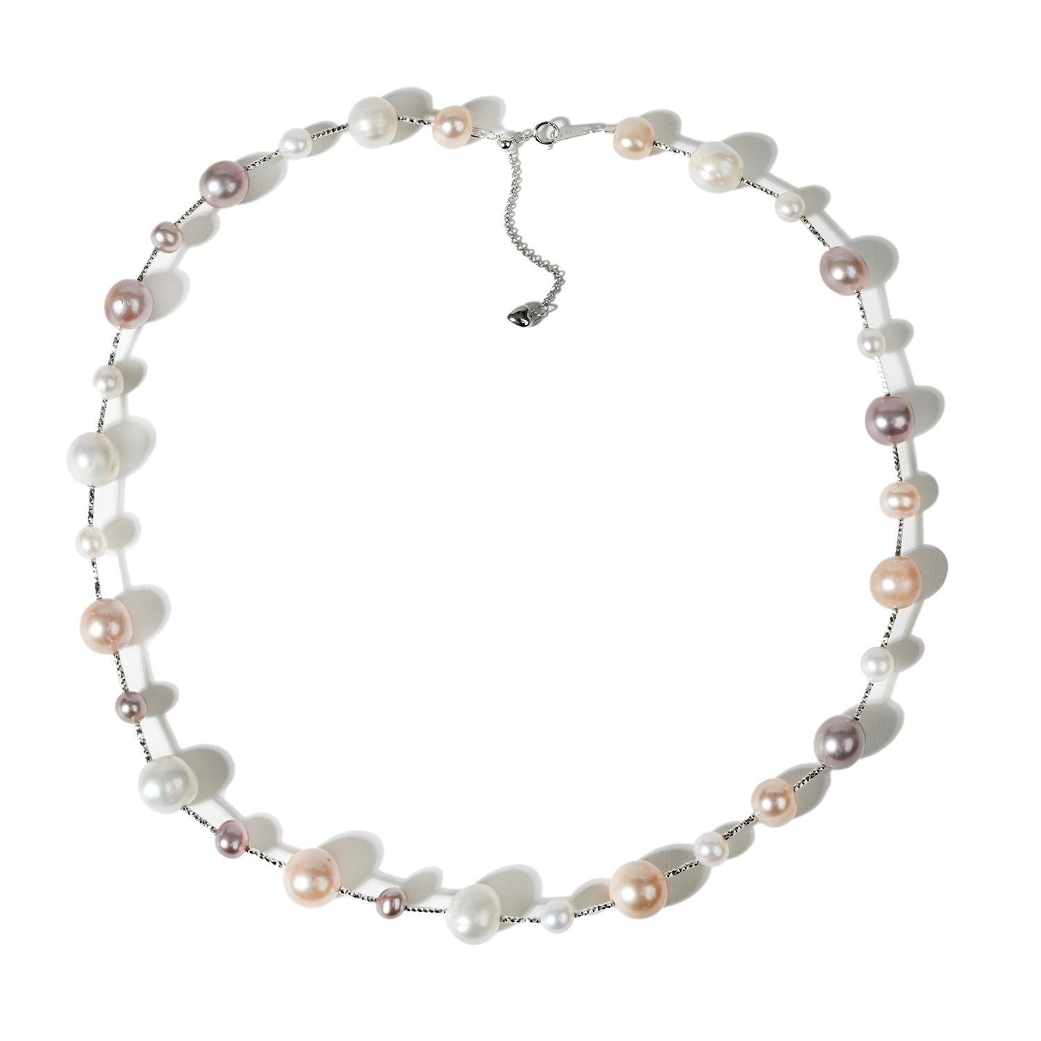 A581 pearl strand necklace