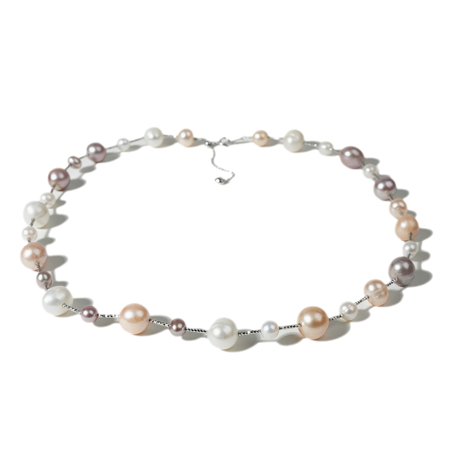 A581 pearl strand necklace