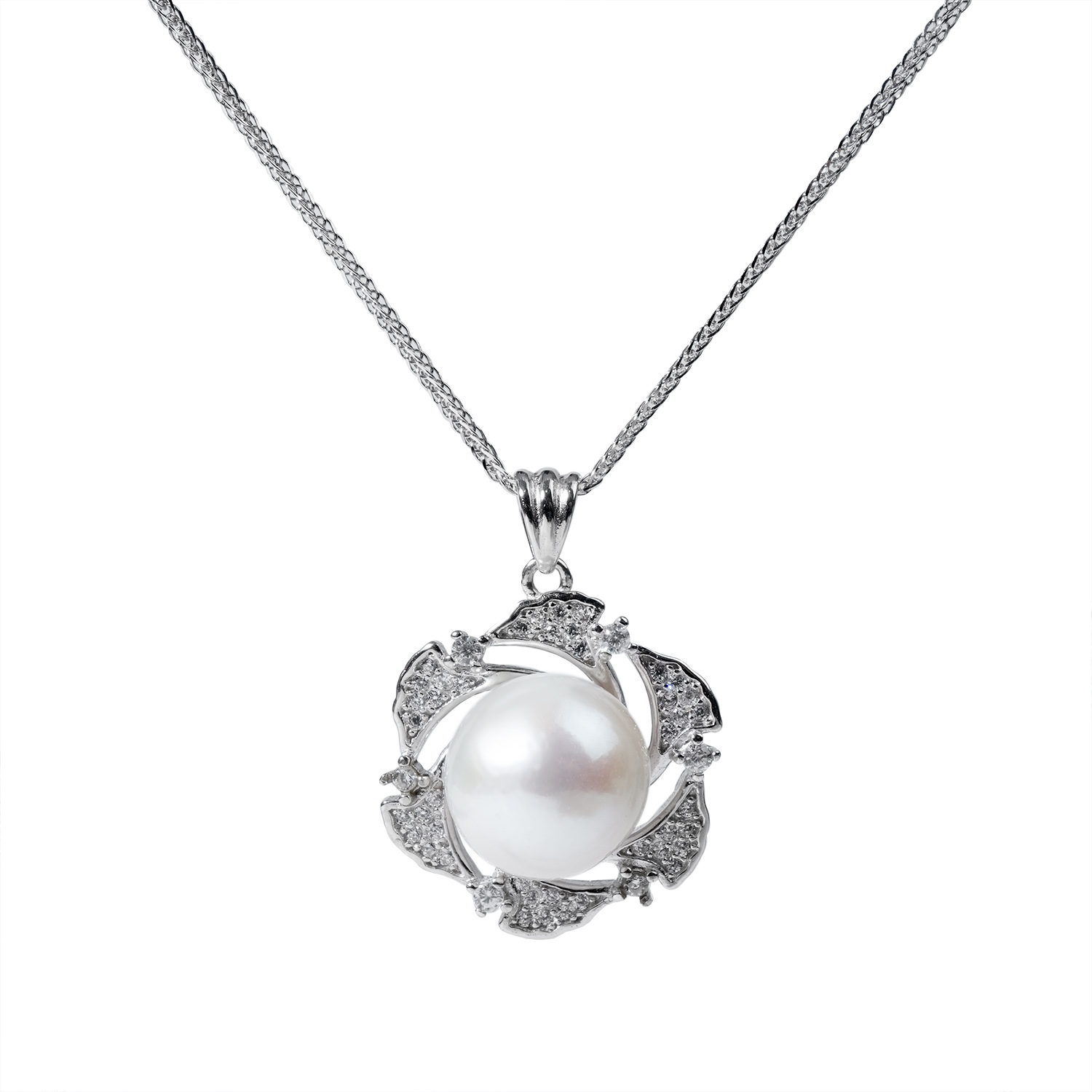B19 pearl pendant necklace