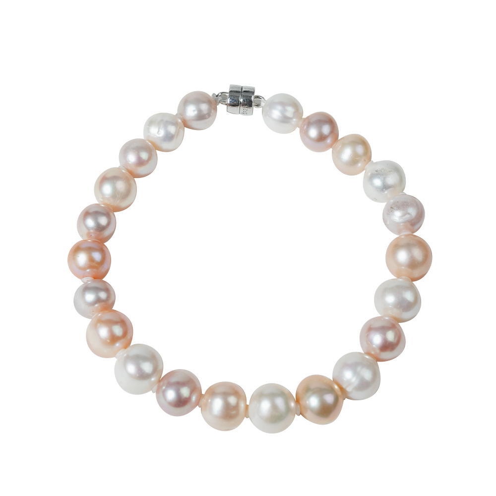 C81 pearl bracelet
