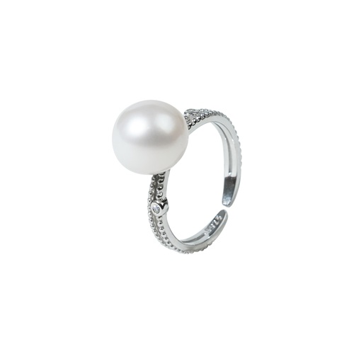 D05 pearl ring